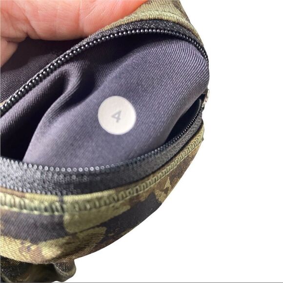 Lululemon Top Speed Crop 4 Mystic Jungle Fatigue Y - Picture 7 of 9